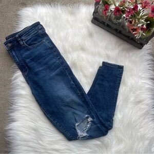 American Eagle Distressed Skinny Jeans Size 8 Short